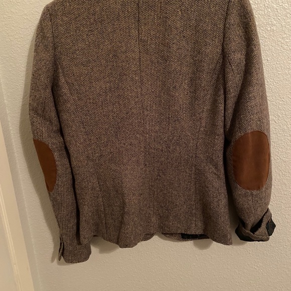 Blazer - Picture 7 of 8